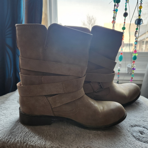 Madden Girl Shoes - Madden Girl Taupe Combat Boots